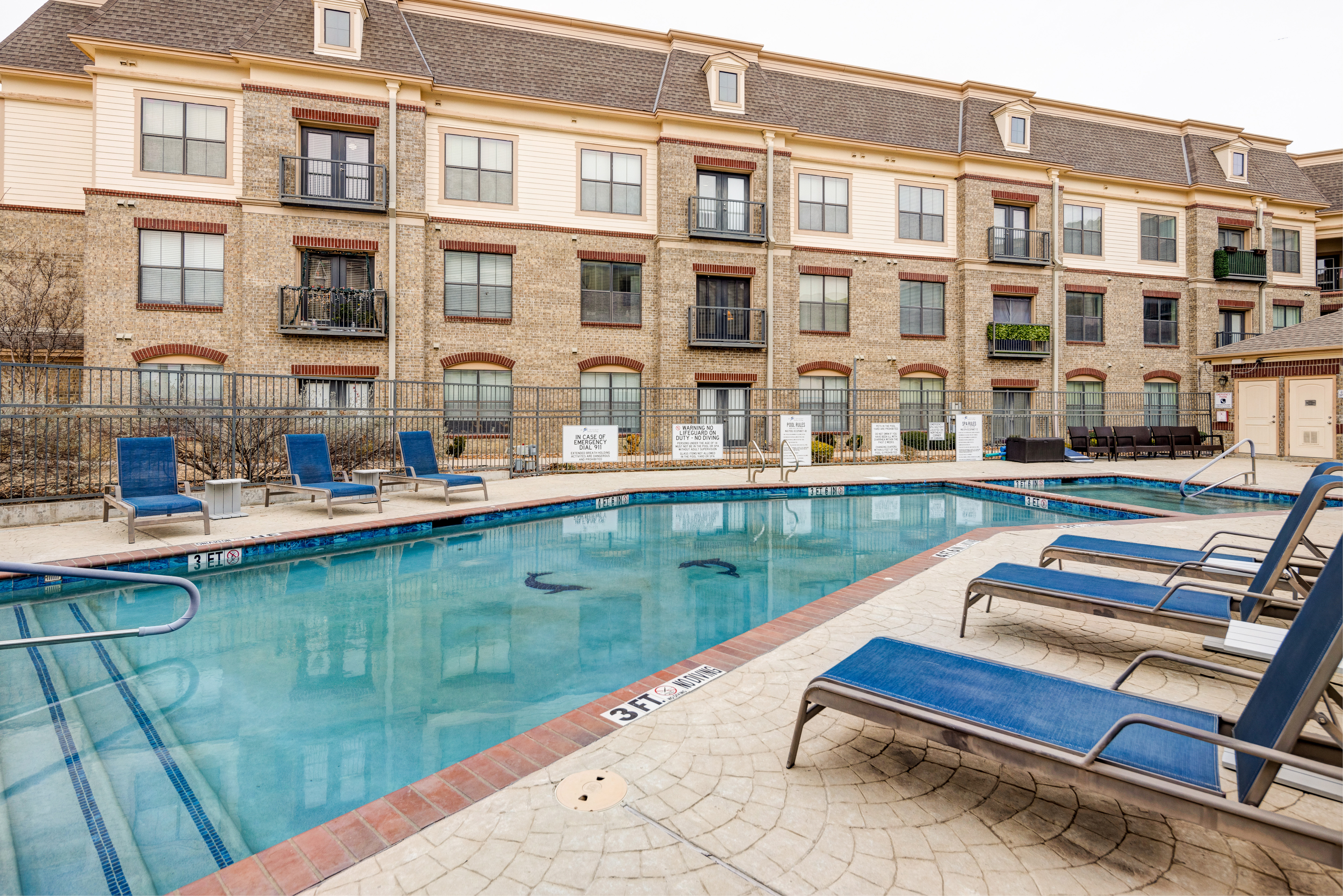 Discovery Village Castle Hills Independent Living_32